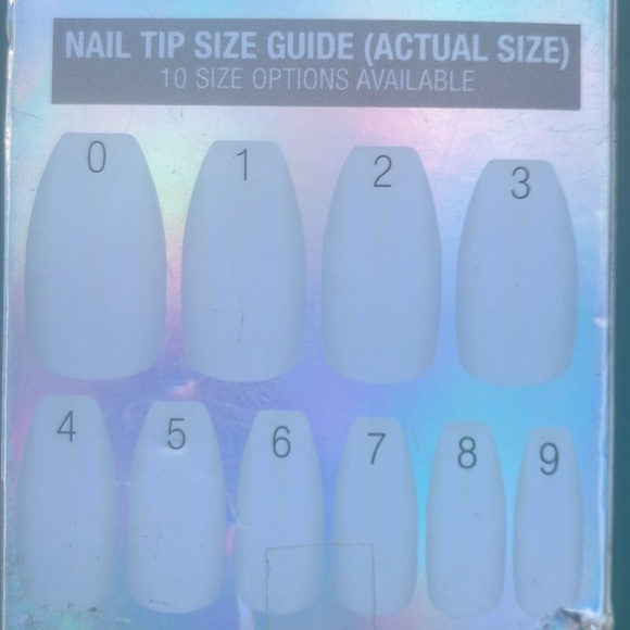 L.A. Colors PIXIE Holographic Artificial Nails - Picture 7 of 10